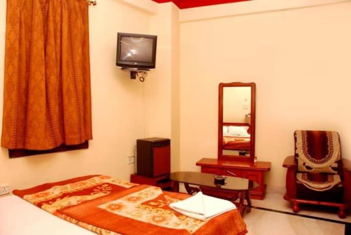Oyo 27711 Hotel Evergreen Residency 보팔 외부 사진